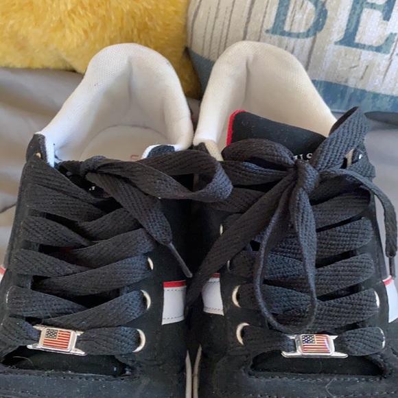 US Polo Assn Sneakers - Picture 5 of 8